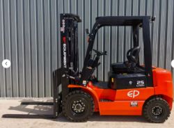 2023 EP EFL252 2.5 TONNE ELECTRIC FORKLIFT