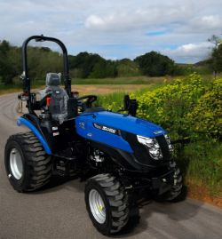 SOLIS S26 SHUTTLE XL 9×9 COMPACT TRACTOR