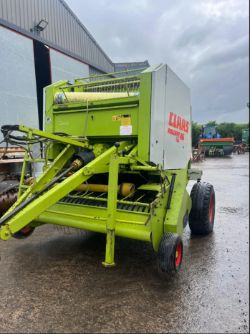 CLAAS ROLLANT 46 ROUND BALER