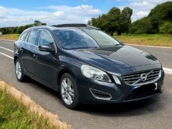 VOLVO V60 SE LUX NAV D4 2012 – STYLISH ESTATE, FULL LOGBOOK, 2 KEYS >>--NO VAT ON HAMMER--<<