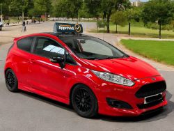 2015 FORD FIESTA ZETEC S RED EDITION - 77K MILES >>--NO VAT ON HAMMER--<<