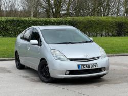 TOYOTA PRIUS 1.5 T SPIRIT CVT >>--NO VAT ON HAMMER--<<