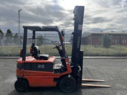 TOYOTA FBM20 ELECTRIC 4-WHEEL FORKLIFT **(INCLUDES CHARGER)**
