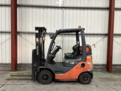 TOYOTA LPG FORKLIFT - MODEL 02-8FGF18 (2008)