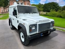 2015 LAND ROVER DEFENDER 90 HARD TOP TDCI | DEALER FORECOURT £22,800