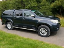 TOYOTA HILUX INVINCIBLE D-4D 4X4 DCB (2013) - THE ULTIMATE PICKUP TRUCK!