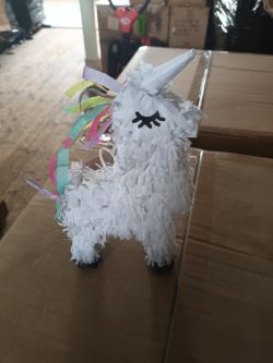 40 X UNICORN PINATA