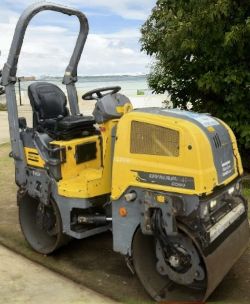 2016 DYNAPAC CC800 VIBRATING ROLLER - DOUBLE DRUM, KUBOTA ENGINE