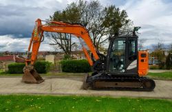 2019 HITACHI ZX85USB-5A 8.5 TONNE EXCAVATOR