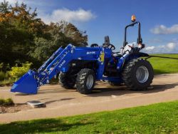SOLIS S26 26HP COMPACT TRACTOR AND FRONT END LOADER