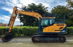 2019 HYUNDAI HX140LC 14 TONNE EXCAVATOR