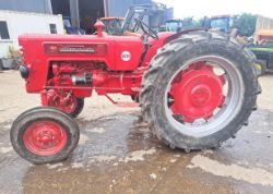 INTERNATIONAL B275 TRACTOR