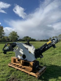 **BRAND NEW** SIMEX TA300 SKID STEER TRENCHER - CONVEYOR PLANER, COMPLETE WITH TOOL KIT