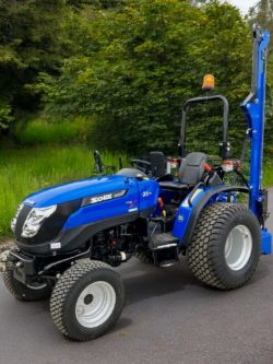 SOLIS S26 26HP COMPACT TRACTOR WITH OXDALE TM400 LOG SPLITTER