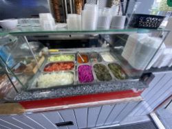 REFRIGERATED SALAD DISPLAY COUNTER