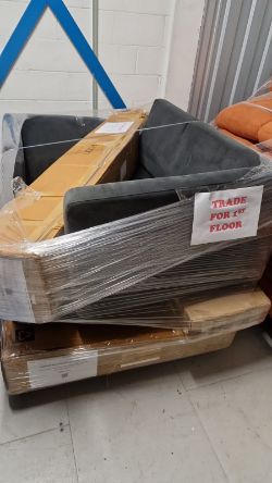 PALLET CONTAINING CUSTOMER RETURNS FURNITURE, PLEASE SEE DESCRIPTION FOR BREAKDOWN