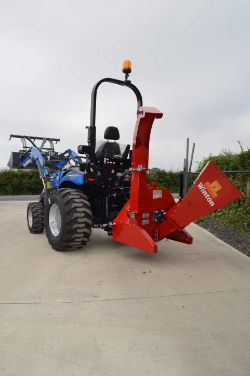 SOLIS S26 26HP COMPACT TRACTOR WITH WOODCHIPPER