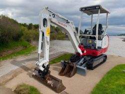 2018 TAKEUCHI TB216 1.6 TONNE EXCAVATOR | 3203 HOURS | YANMAR ENGINE | HAMMER PIPED
