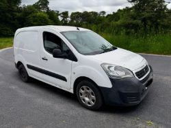 ** SPARES OR REPAIRS ** 2018/18 PEUGEOT PARTNER PROFESSIONAL EURO 6