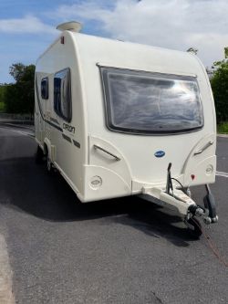 BAILEY ORION 400-2 - 2 BERTH TOURING CARAVAN | 2012 | LIGHTWEIGHT & EASY TO TOW