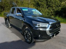 2021 TOYOTA HILUX INVINCIBLE D-4D - BLACK - AUTOMATIC PICKUP **(ONLY 62K MILEAGE)**