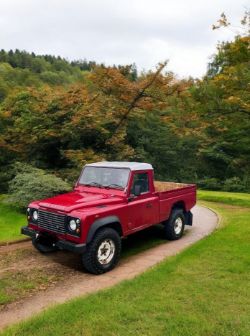 2013 LAND ROVER DEFENDER 110 PICK-UP - 1 OWNER >>--NO VAT ON HAMMER--<<