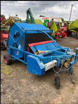 WESSEX PADDOCK SWEEPER