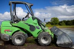 2019 AVANT 640 4X4 TELESCOPIC LOADER