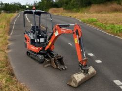 KUBOTA KX015-4 MINI EXCAVATOR WITH CANOPY (2020)