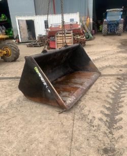 X-FORM BUCKET FOR AUCTION