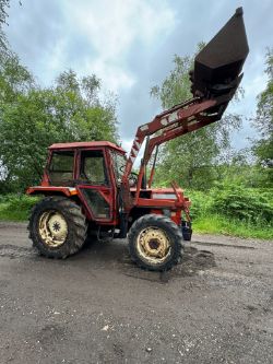 SAME TAURUS EXPORT 60 HP TRACTOR C/W CHILTON MX LOADER & BUCKET