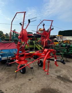 KUHN GF502, 4 ROTOR TEDDER