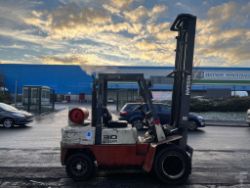 NISSAN LPG FORKLIFT - MODEL UGJ02A30U (1999)
