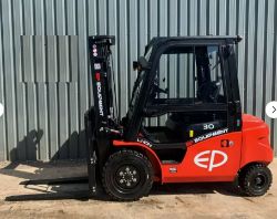 2023 EP EQUIPMENT EFL303 LITHIUM-ION FORKLIFT WITH CABIN ** BRAND NEW **