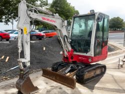 2018 TAKEUCHI TB230 2.8 TONNE EXCAVATOR DIGGER