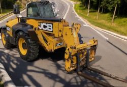 JCB 535-140 TELEHANDLER | YEAR: 2013 | 3.5T | 14M