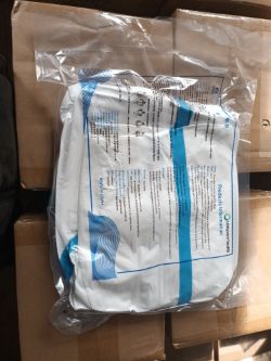 700 X UNISPACE HEALTH DISPOSABLE PROTECTIVE HOODED COVERALL