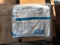 750 X UNISPACE HEALTH DISPOSABLE PROTECTIVE HOODED COVERALL