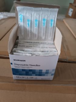 80,000 X MCKESSON DISPOSABLE NEEDLES (0.63MM X 25MM)