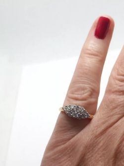 1CT DIAMOND CLUSTER RING 18CT YELLOW GOLD.SIZE M