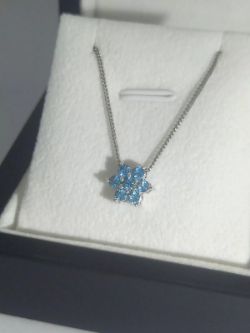 BLUE TOPAZ FLOWER PENDANT 9CT WHITE GOLD+GIFT BOX