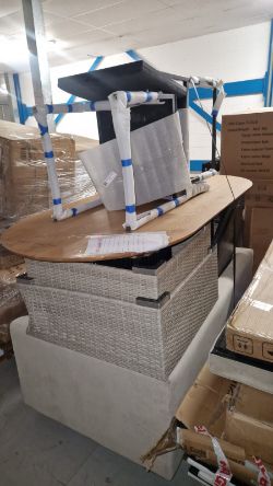 PALLET CONTAINING CUSTOMER RETURNS FURNITURE, PLEASE SEE DESCRIPTION FOR BREAKDOWN