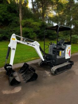 >>>SPECIAL CLEARANCE<<< BOBCAT E17 EXPANDING TRACTORS