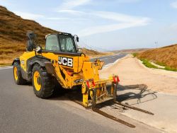 2015 JCB 535-140 14M TELEHANDLER