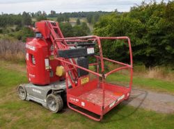 MANITOU 100 VJR ELECTRIC VERTICAL MAST LIFT - 2018