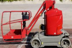 2018 MANITOU 100 VJR ELECTRIC VERTICAL MAST LIFT