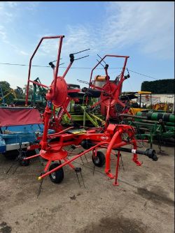 KUHN GF502, 4 ROTOR TEDDER