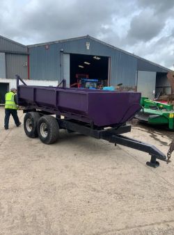 WEST 8T GRAIN TRAILER
