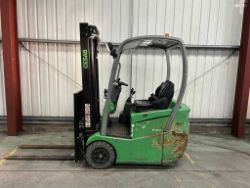 2017 CESAB ELECTRIC FORKLIFT - 3 WHEELS **(INCLUDES CHARGER)**