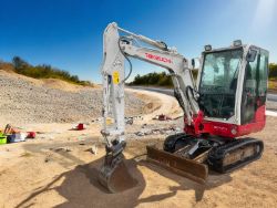 2018 TAKEUCHI TB230 2.8 TONNE EXCAVATOR DIGGER